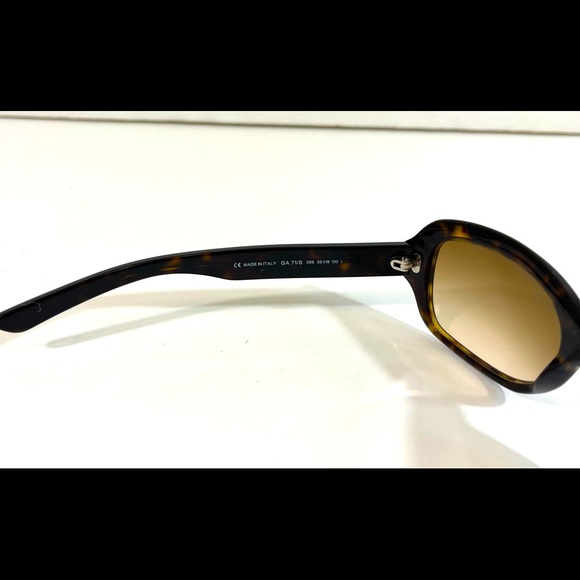 GIORGIO ARMANI Men’s Brown Tortoise Sunglasses - Picture 5 of 7